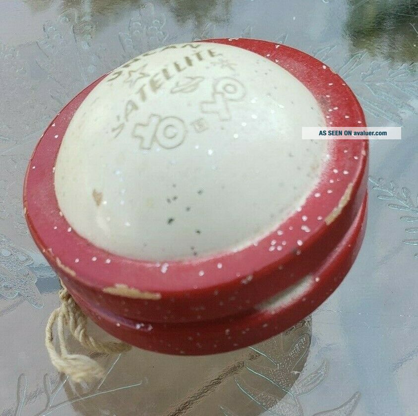 Vintage Wooden Yoyo Toy Duncan Satelite Red Sparkle 8658076