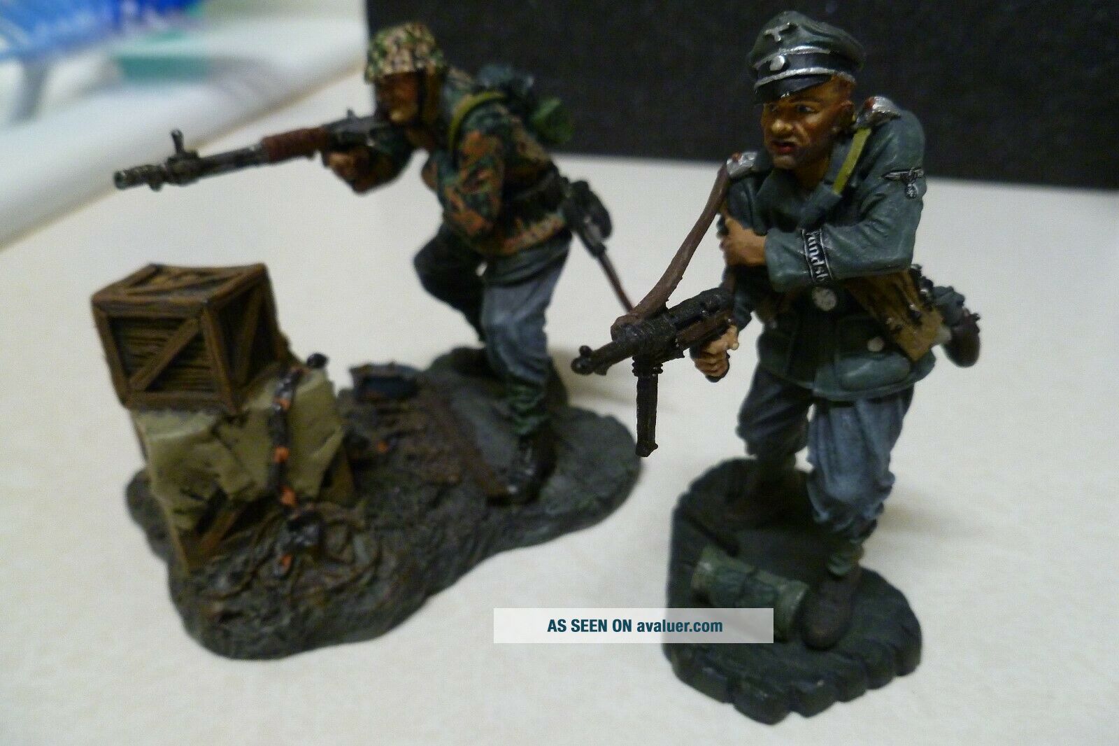 Collectors Showcase Nijmegan German SS FG42 Command Team CS00300 | #8673830