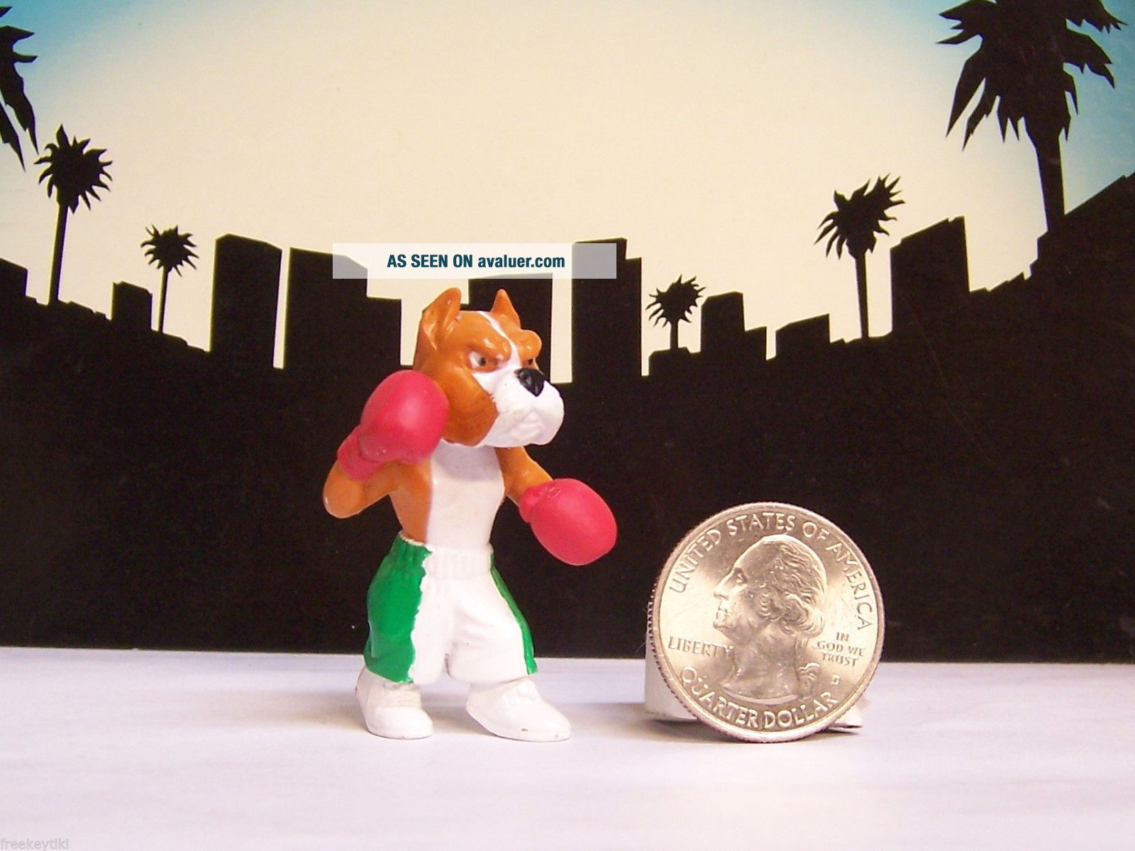 NEIGHBORHOOD RASCALS Urban Animal Figure Figurine Rocs The Boxer ...