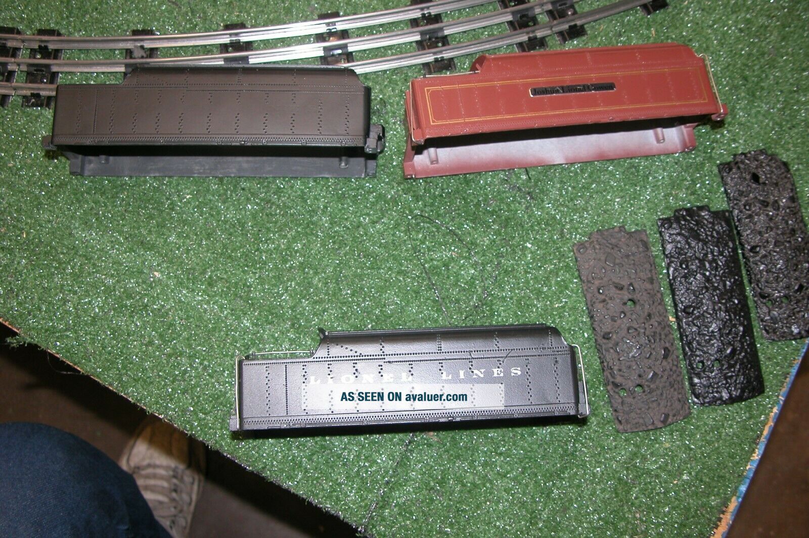 Lionel Shells Lionel 2224 T - 3 Die Cast Tender Shells And Coal Loades | #9477636